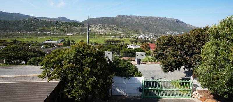 4 Bedroom Property for Sale in Fish Hoek Western Cape